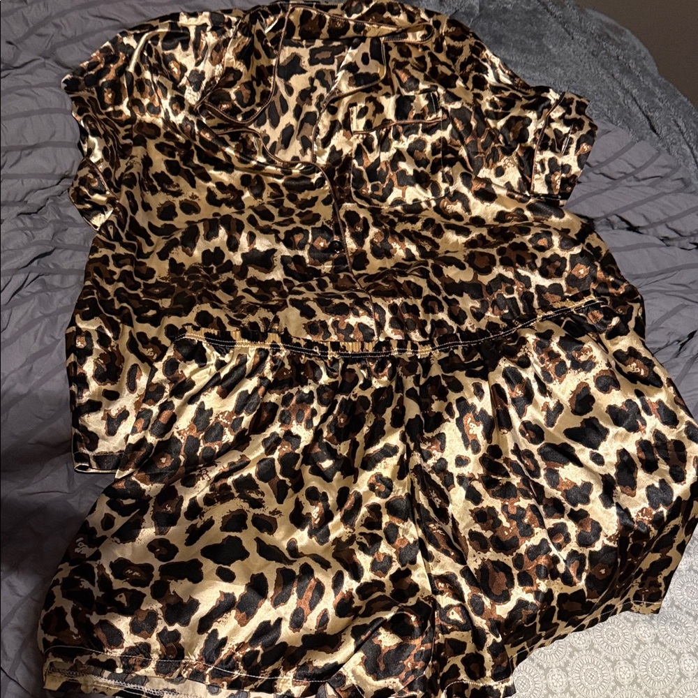 Leopard Print Satin Pajama Set - Gold & Black